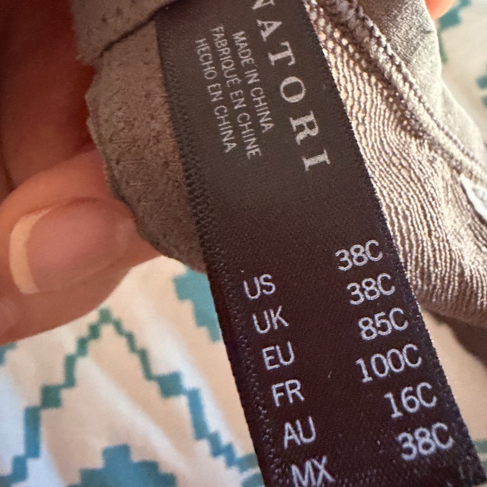 Natori Women's Bliss Perfection Bra in grey and white snakeskin pattern - Picture 3 of 7